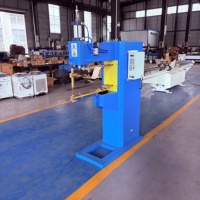 Machine de soudage ponctuel pneumatique pour la fabrication de conduits HVAC et de conduits d'air