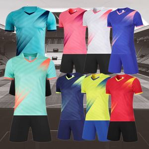Maillots et shorts de football personnalisables SM Retro en polyester respirant à imprimé numérique pour clubs sportifs – Vente en gros USA - Product Image 1