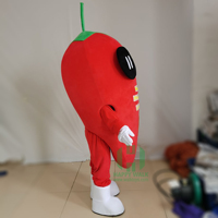 Costume de mascotte d'animal en forme de piment rouge rembourré de Madagascar, performance de marche, mascotte de légume personnalisée
