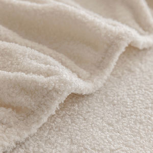 Funda <span class=keywords><strong>de</strong></span> Sofá <span class=keywords><strong>de</strong></span> Felpa <span class=keywords><strong>de</strong></span> Estilo Nórdico Moderno, Elástica <span class=keywords><strong>de</strong></span> Spandex/Poliéster, Antideslizante, Lavable a Máquina, Apta para Mascotas, Cálida para Invierno - Product Image 5