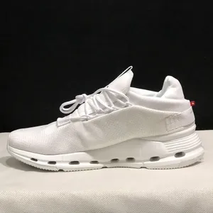Nuove Sneakers di Design: Scarpe Casual Atletiche Techwear Minimaliste e Moderne, Traspiranti e Comode per Tennis e Passeggio - Product Image 4