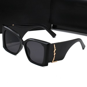 Nuovo Stile 3005 Occhiali da Sole Unisex Europei Americani UV400 Montatura Completa per Feste e Raduni - Stesso Stile delle Celebrità Design da Milionario - Product Image 1
