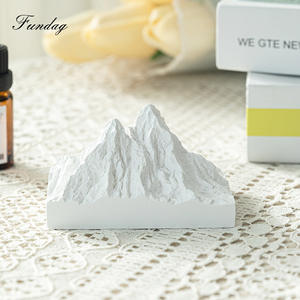 Diffuseur de parfum d'intérieur en pierre de gypse alpin, sans alcool, pour une ambiance fraîche et une décoration intérieure. - Product Image 4