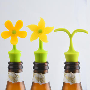 Bouchons de bouteille en silicone, design fleur jaune, pour bouteilles de bière, style simple, bouchon d'étanchéité - Product Image 1