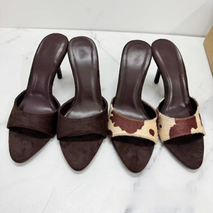 Spanish 2026 Autumn Women's <b>Pointed</b> <b>Toe</b> <b>Flat</b> Color Block Fashionable Versatile Slip-On Mules Outerwear Compatible Low Cut - Product Image 2