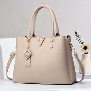 Newest Big Sizes Good Quality Pu Leather Ladies Shoulder Bags Trendy Fashion Latest Luxury Designer Women's Handbags - Product Image 3