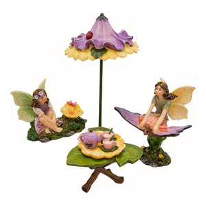 Ensemble de balançoires de jardin féerique enchanté, fées en résine avec figurines de cerfs - Product Image 3