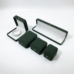 Wholesale High Quality Handmade Rectangle Custom Green Velvet Jewelry Box Set Custom Logo for Bracelet Ring <b>Necklace</b> Packaging - Product Image 1