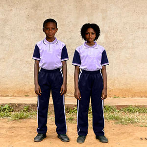 Ensembles d'uniformes scolaires personnalisés en coton unisexe à manches courtes pour les écoles primaires et secondaires, <span class=keywords><strong>uniforme</strong></span> de sport <span class=keywords><strong>scolaire</strong></span> - Product Image 3