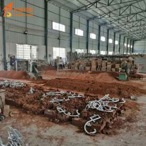 Luz de pared para exteriores, accesorio de iluminación LED con energía solar con sensor de luz para montaje en pared de jardín - Product Image 5