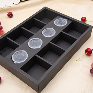 En stock boîte pliante en papier noire à 8 séparateurs pour repas <span class=keywords><strong>de</strong></span> pique-nique <span class=keywords><strong>de</strong></span> voyage à emporter avec bac à papier et porte-gobelet à sauce <span class=keywords><strong>de</strong></span> 2oz - Product Image 4