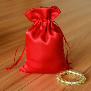 चीनी शास्त्रीय लाल साटन रेशम गहने बैग उपहार के पाउच के लिए दर्पण बैग लड़कियों