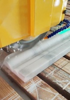 Machine de découpe de pierre à cinq axes 5+2 pour granit et marbre, télécommandée, avec roulement, boîte de vitesses, pompe, machines CNC personnalisées 15+7.5kW