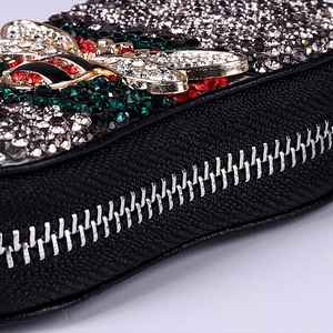 Étui <span class=keywords><strong>de</strong></span> protection et <span class=keywords><strong>porte</strong></span>-clés <span class=keywords><strong>de</strong></span> <span class=keywords><strong>voiture</strong></span> Roadstar <span class=keywords><strong>de</strong></span> qualité supérieure avec cristaux étincelants pour <span class=keywords><strong>femme</strong></span> – Accessoires chinois - Product Image 5