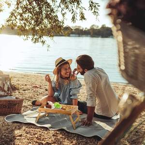 Bandeja de cama de bambú para desayuno, bandeja decorativa para <span class=keywords><strong>TV</strong></span>, mesa plegable, bandeja para servir Pizza, venta al por mayor - Product Image 6