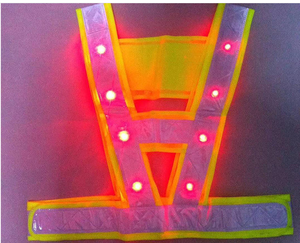 سترة أمان عاكسة عالية الوضوح مع إضاءة LED للعمل في المطارات - Product Image 4