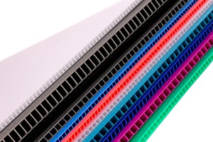 Màu xanh màu xanh lá cây màu đen 4x8 vật liệu polypropylene tấm nhựa sóng nhà máy cung cấp - Product Image 4