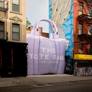 Sac fourre-tout géant en cuir pour femmes violet gonflable avec souffleur, grand sac fourre-tout gonflable pour promotion - Product Image 3