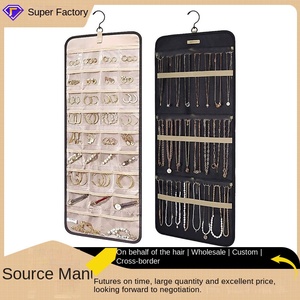 Rouleau de rangement pour bijoux suspendu avec crochets en métal et support double face pour boucles d'oreilles, colliers, bagues - Product Image 4
