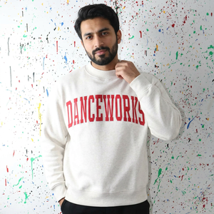DANCE WORKS เสื้อสเวตเชิ้ตคอเต่าผ้าฝ้าย 100% สำหรับฤดูหนาว พร้อมงานปักลายสีแดงด้วยด้ายละเอียด - Product Image 1