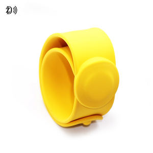 로고 맞춤형 NFC 팔찌 13.56Mhz 클래식 EV1 RFID 슬랩 실리콘 손목 밴드 - Product Image 2