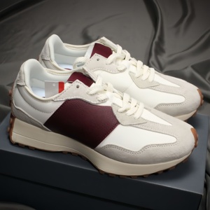 Top Quality Luxury Designed 9060 Unisex Sneakers Stylish Outdoor Walking Shoes Women's Casual Shoes - Product Image 4