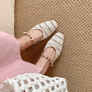 Zapatos retro con hebilla metálica y lazo, suela gruesa, estilo tejido, punta abierta, talón bajo para mujer - Product Image 4