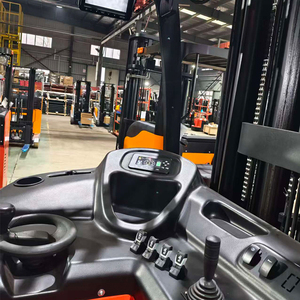 รถยกไฟฟ้า ZLIN 1.5 ตัน ประสิทธิภาพสูง แบบ Deep Reach Truck 48V ขับเคลื่อนด้วยไฟฟ้าเต็มรูปแบบ แบตเตอรี่ตะกั่ว-กรด ระบบขับเคลื่อนสี่ล้อ แบบยืนขับ - Product Image 4