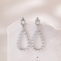 Boucles d'oreilles pendantes en or blanc 18 carats avec diamants de laboratoire, clous d'oreilles, manchettes d'oreille, boucles d'oreilles en moissanite, boucles d'oreilles pendantes tendance pour femmes