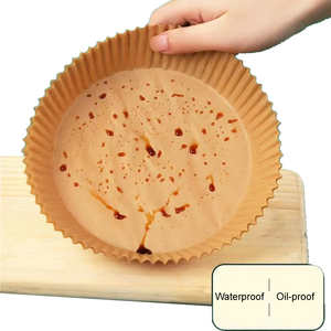 Papier de friteuse à air jetable de 7.9 pouces double face résistant à l'huile pour la <span class=keywords><strong>cuisson</strong></span> des assiettes de fête de <span class=keywords><strong>cuisson</strong></span> panier de friteuse à air enduit - Product Image 4