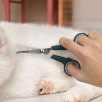 Kit de toilettage portable 8-en-1 pour animaux de compagnie (chats et chiens) avec ciseaux, peignes et brosses en fer, plastique et TPR