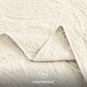 Factory King Size Modern Style Coin Pattern <strong>Beige</strong> Coverlet <strong>Bedspreads</strong> for All Season 106"x96" - Product Image 6