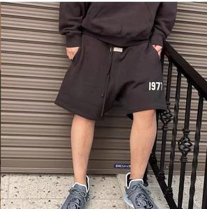 กางเกงขาสั้นผู้ชายกันรอยยับแห้งเร็วระบายอากาศได้ดีผ้าฟล็อกสไตล์พิมพ์ลายเอวสูงปิดเอวกลาง - Product Image 6