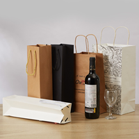 Sac de shopping en papier de luxe avec poignée en ruban satiné, logo monogramme en or mat imprimé sur mesure, emballage cadeau pour boutique