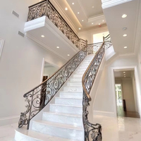 Escalier en colimaçon modulaire moderne blanc avec rampe en verre intérieure, en acier galvanisé durable et écologique pour villa, appartement, hôtel - Garantie 5 ans