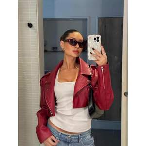 Blouson Bomber Femme Personnalisé en Cuir de Vachette 2026 Manches Longues Coupe-Vent Style Clubwear Automne - Product Image 4