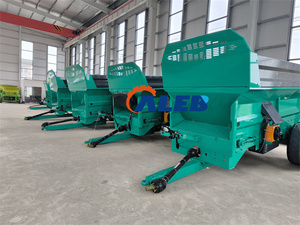 Camion d'épandage de <span class=keywords><strong>fumier</strong></span> de ferme diesel bon marché remorque d'épandage d'engrais - Product Image 3