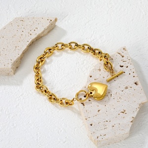 Bracelet Classique en Acier Inoxydable Plaqué Or PVD 18K, Étanche, Fermoir OT, Poli Miroir, Breloque Cœur Massif et Lisse pour Femme - Product Image 4