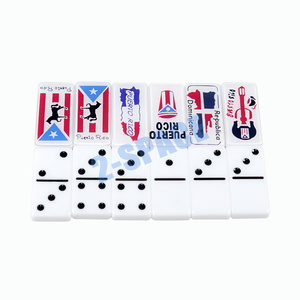 Juego de Dominó Cubano de Acrílico Doble 6 y 9 Personalizado con Banderas Nacionales y Logo Propio - Product Image 2