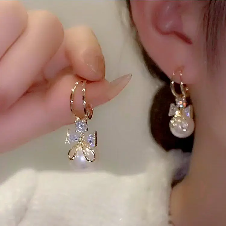 2022 Fashion Jewelry Korean style Trendy Designer Zircon Pearl Earrings for Women