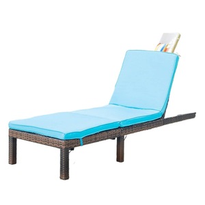 Chaise longue en rotin d'extérieur avec coussin bleu 198x59x28cm, idéale pour bronzer au soleil, à la plage ou à la piscine - Product Image 5