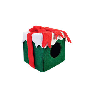Caja de regalo navideña, cama para gatos cuadrada, de fibra de poliéster suave, lavable a mano, casa para mascotas, para el calor del invierno. - Product Image 5