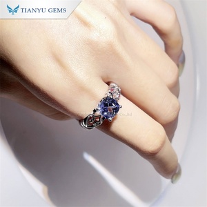 Tianyu Gems Sterling 925 18k Or Blanc Plaqué Coussin Saphir 8*8mm 2.5carat Bijoux Anneaux pour Femmes Usage Quotidien - Product Image 3