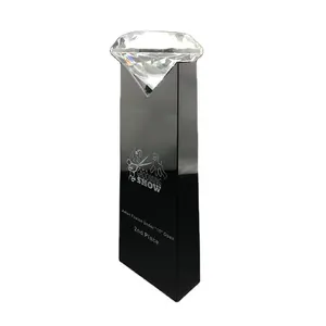 AT016 새로운 디자인 블랙 다이아몬드 크리스탈 트로피 수상