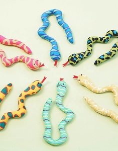 Giocattolo per Gatti in Peluche Morbido a Forma di Animale, Divertente Gioco Interattivo con Erba Gatta - Product Image 5