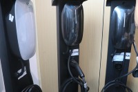 Cargador de Pared para Vehículos Eléctricos TJ Series 9.6kW 40A 240V Tipo 1 Nivel 2, Cargador Doméstico y Comercial para Tesla