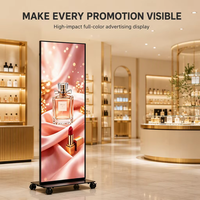 Platzsparende IP65 Outdoor LED-Posteranzeige Tragbare Vertikale Digitale Werbetafel 5 Jahre Garantie Integriertes CMS Keine Installation Erforderlich