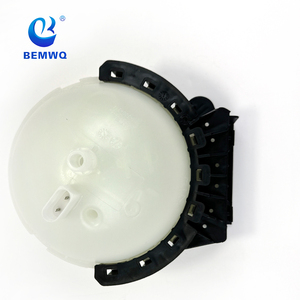 Serbatoio di espansione 17137609469 17137609469 serbatoio <span class=keywords><strong>acqua</strong></span> <span class=keywords><strong>radiatore</strong></span> serbatoio per BMW F20F22F23F30F35 - Product Image 1