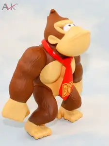 Vendita calda maria di plastica 15CM Kingcong figura giocattolo mano dritta Orangutan decorazione figura bambola
