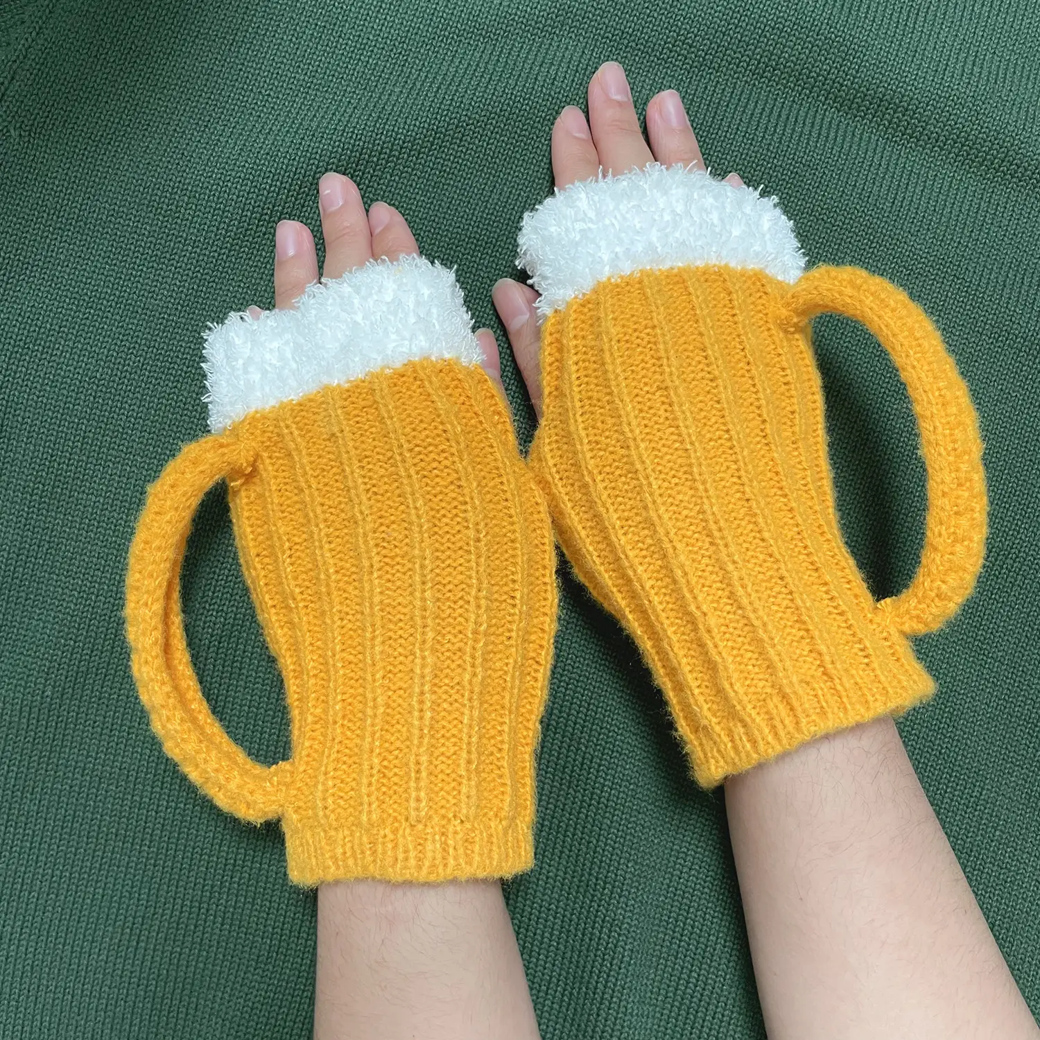 Op Maat Gemaakte Hoge Kwaliteit Winter Warme Vingers Wanten Handschoenen Unieke Schattige Mode Geel Wit Bier Handschoenen